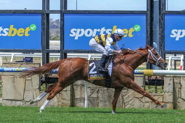 Deakin primed for Roy Higgins tilt